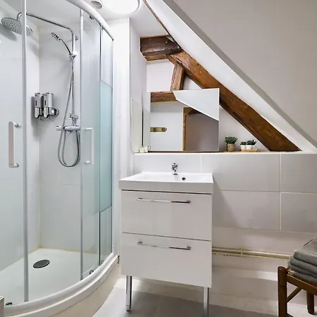 8 Entre Reims Et Epernay - La Cheneviere - Au Beau Sarrazin Hébergement de vacances Fontaine-sur-Ay
