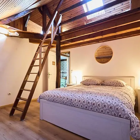 8 Entre Reims Et Epernay - La Cheneviere - Au Beau Sarrazin Hébergement de vacances